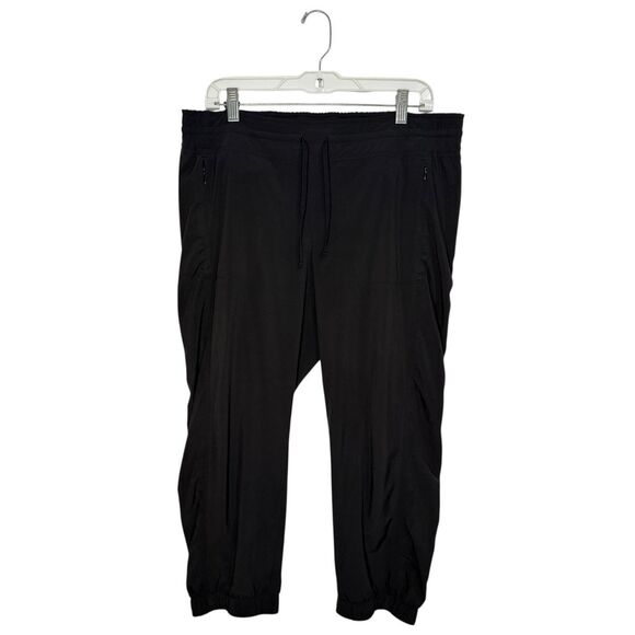 Athleta Women’s 12 La Viva Ruched Cropped Jogger Pants  Black Lightweight - Picture 1 of 6